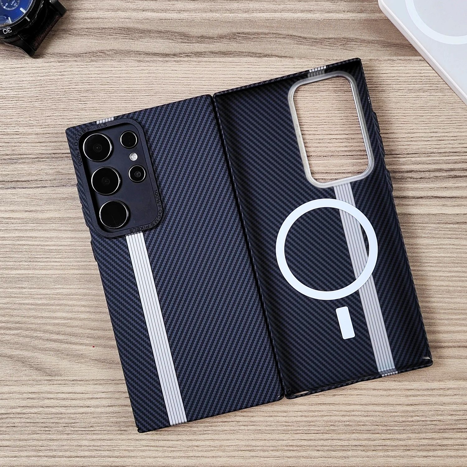 Galaxy S23 Ultra - Coque Magnétique effet Fibre de Carbone