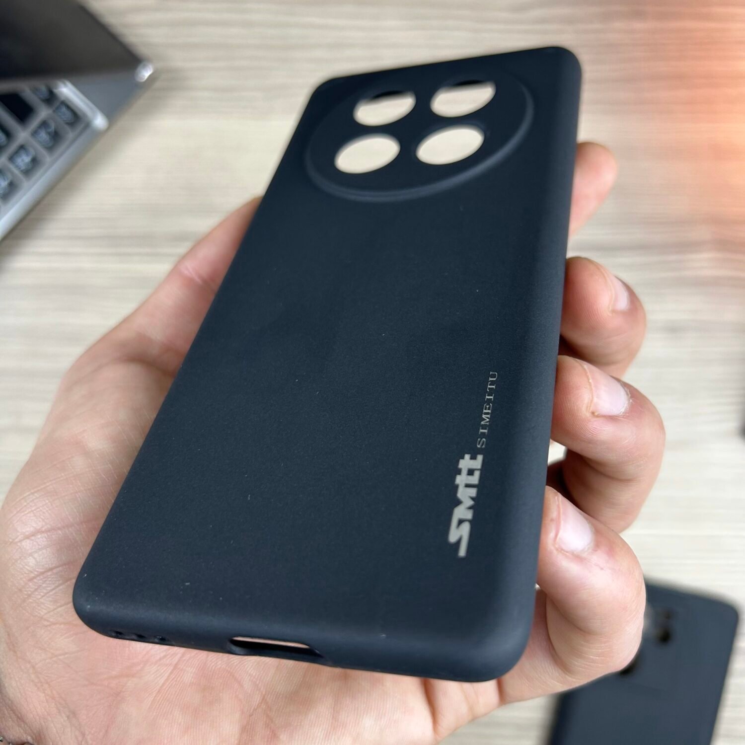 Oppo A2 Pro- Coque en Silicone Noir Originale SIMEITU