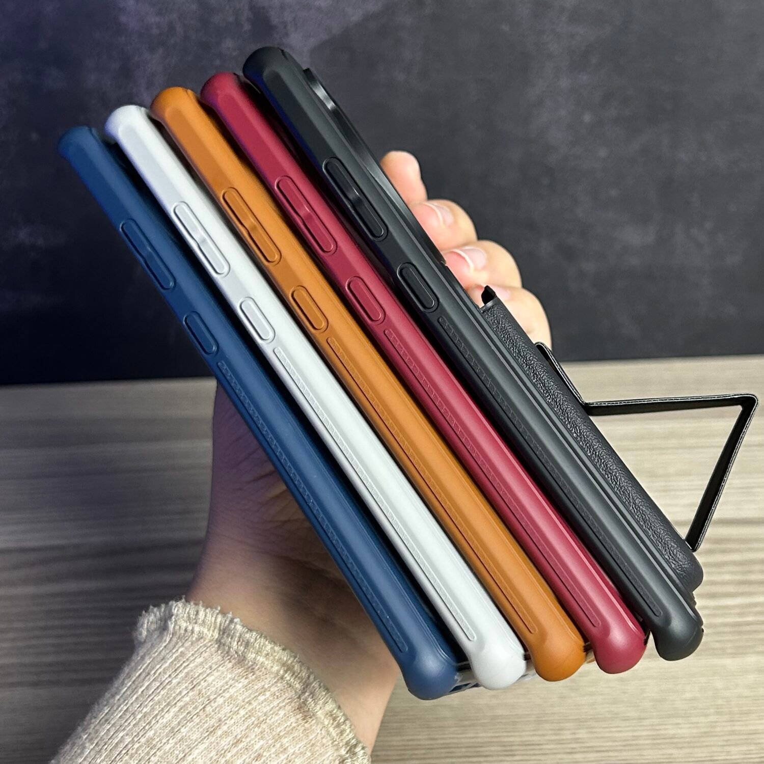OnePlus 12R - Coque en Silicone Rigide avec Etui Porte Cartes et Support Intégré