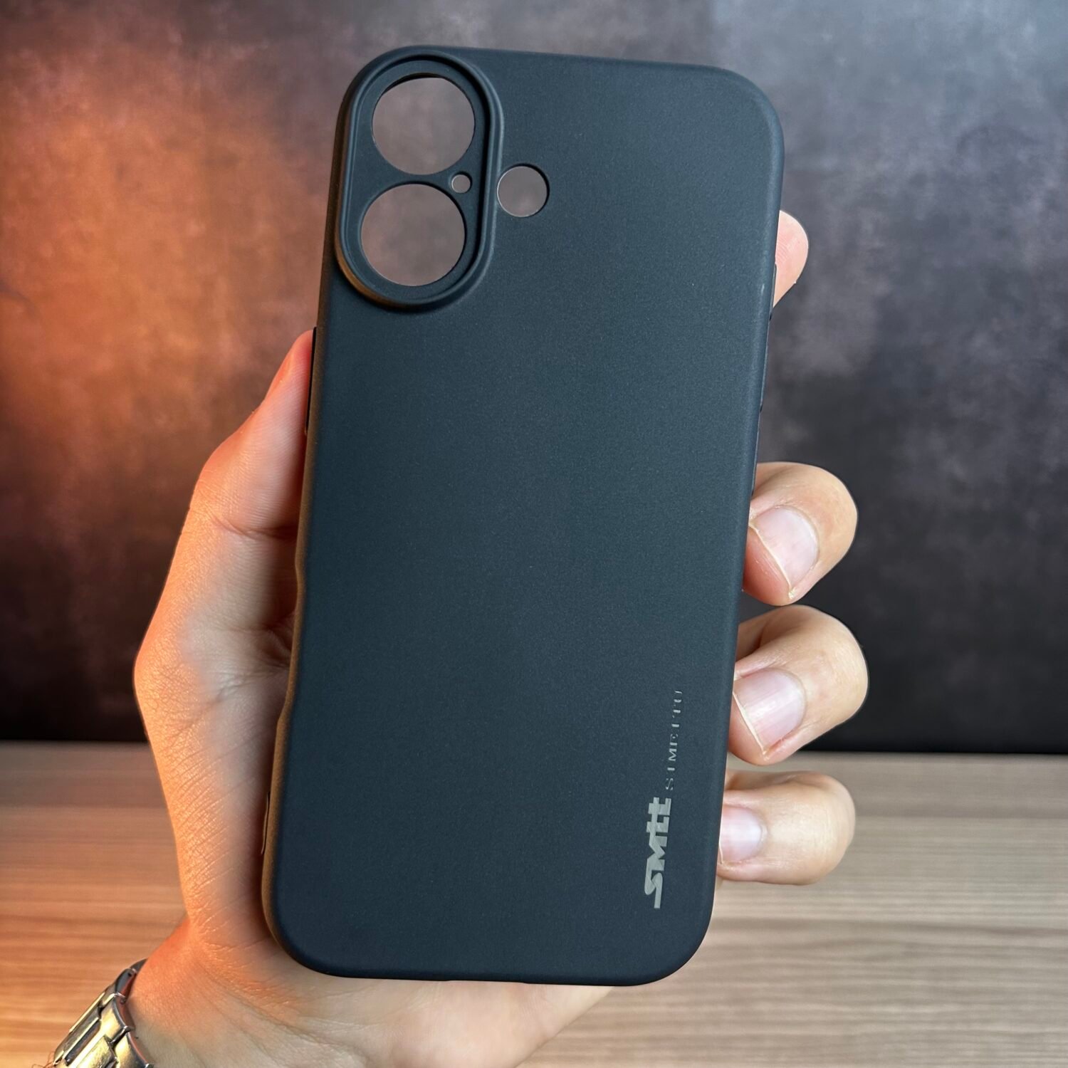Photo 12-05-2026 2 56 43 PM iPhone 17 - Coque en Silicone Noir Originale SIMEITU