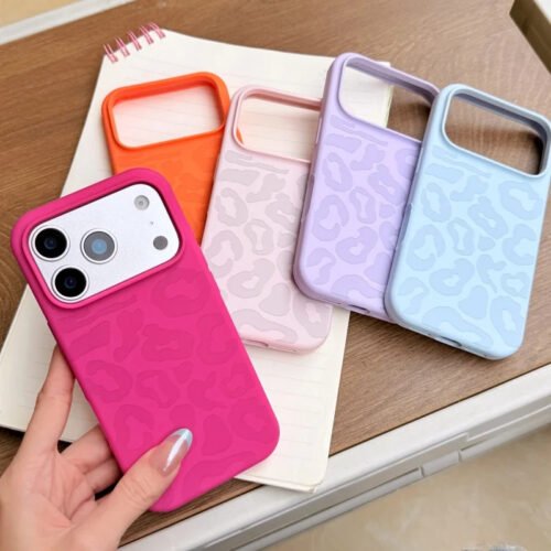 iPhone 17 Pro Max - Coque en Silicone Haut de Gamme Motif Léopard